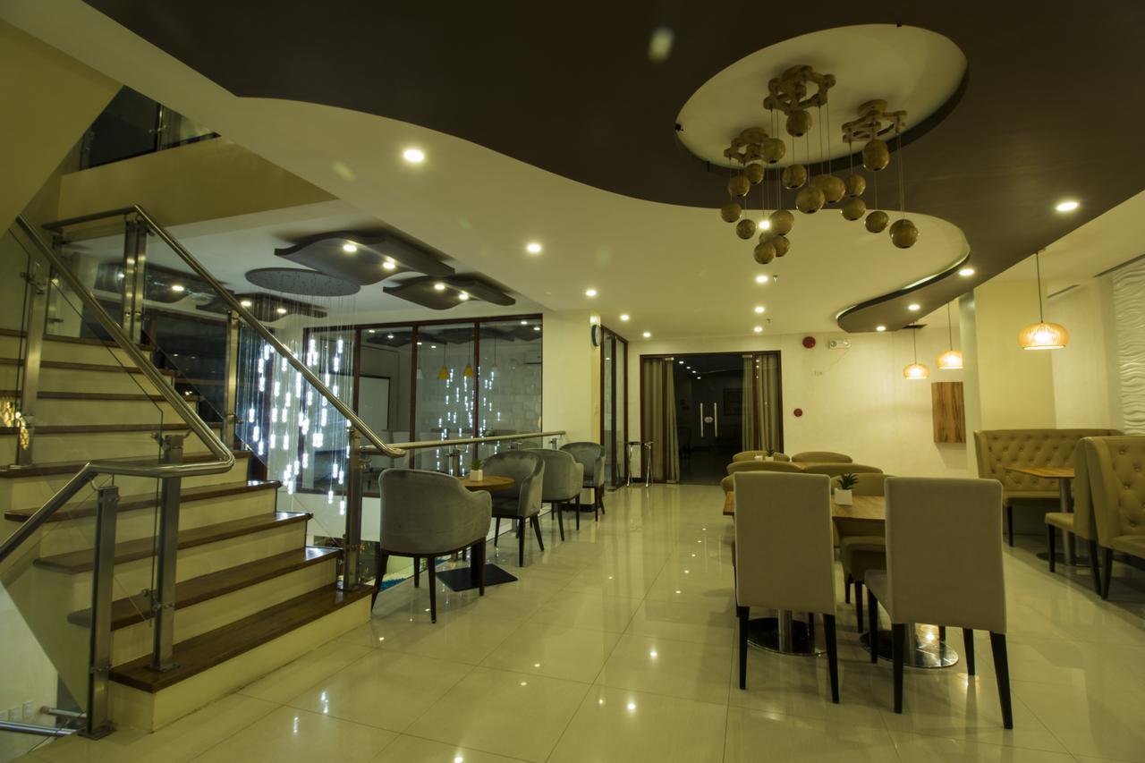 Baypark Hotel Калбайог Экстерьер фото